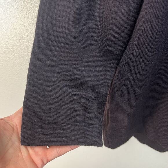 Henri Bendel Navy Blue Women's Sweater - Picture 9 of 10